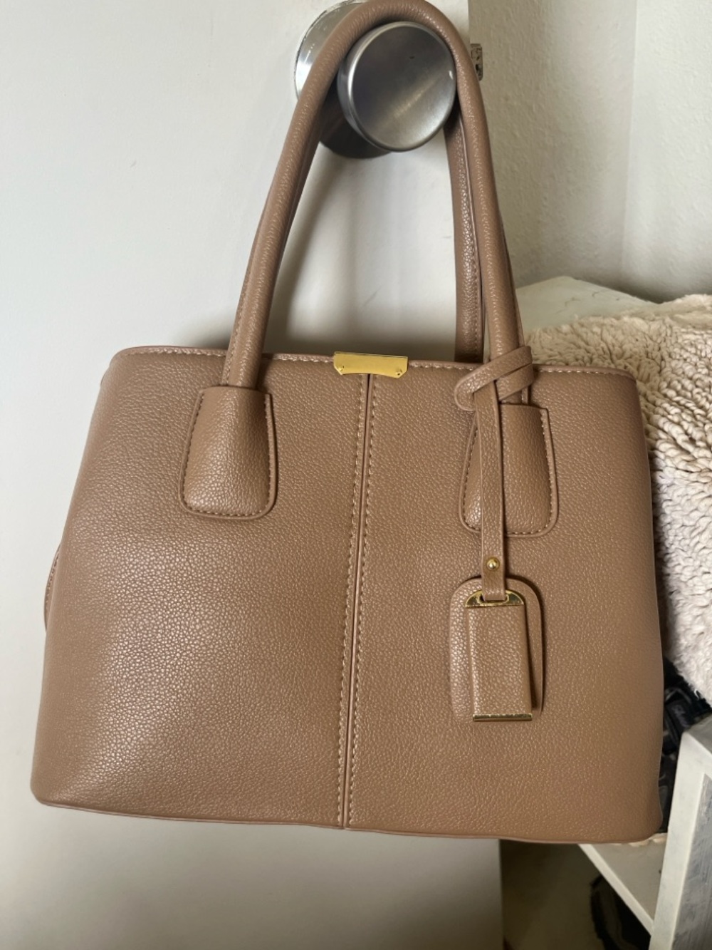 Classic Malted milk chocolate bag NWOT key charm and adjustable crossbody strap